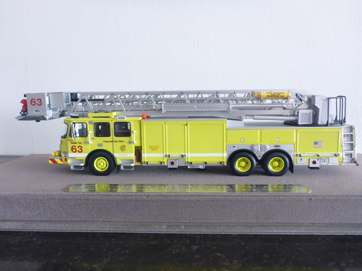FR153B-63 E-One Cyclone II - 2021 - Tower Ladder 63.JPG