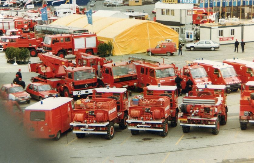 Parifeu 1986 Colonne FDF VSR J9 Carcassonne CCFM Unic 2x83 + 1x34 + 1x07.jpg