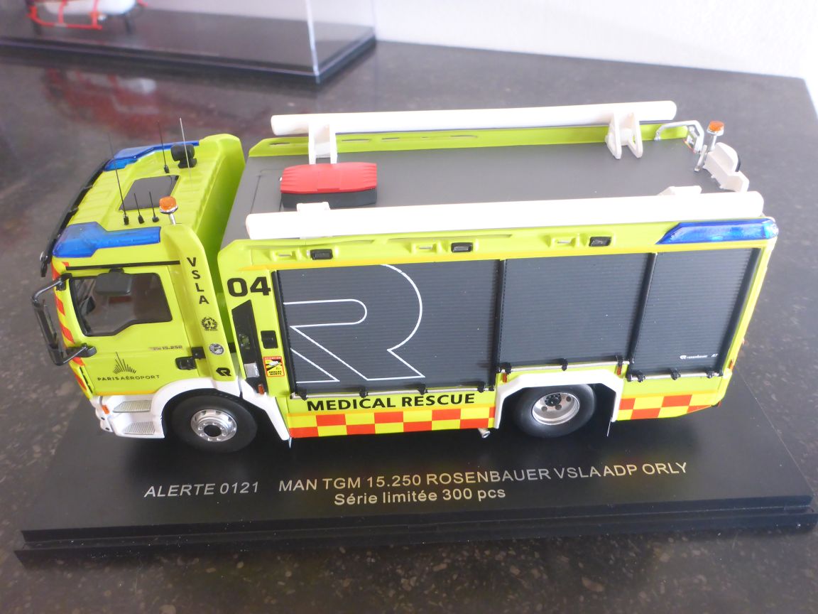 MAN TGM FPT Rosenbauer ADP VSLA04 - Alerte 121.JPG