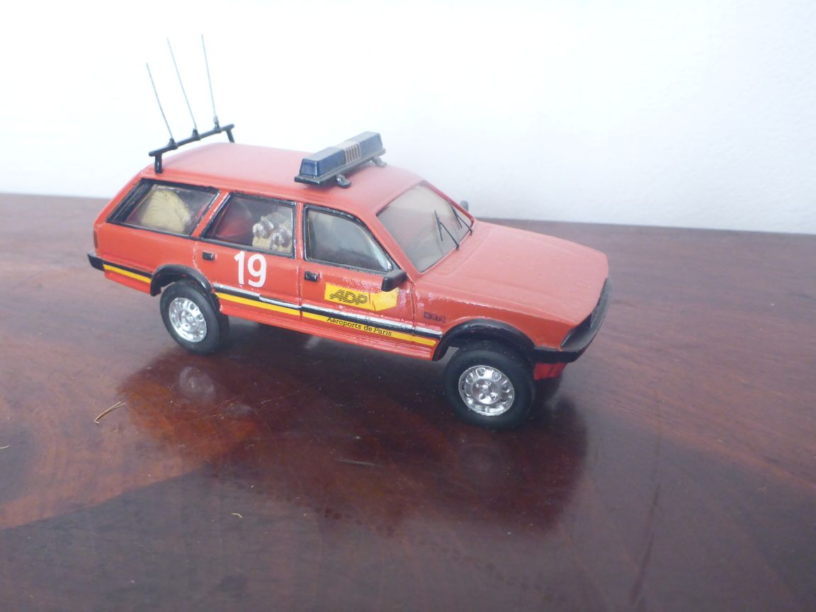 Peugeot 504 Dangel VIR ADP - MVI 106.JPG