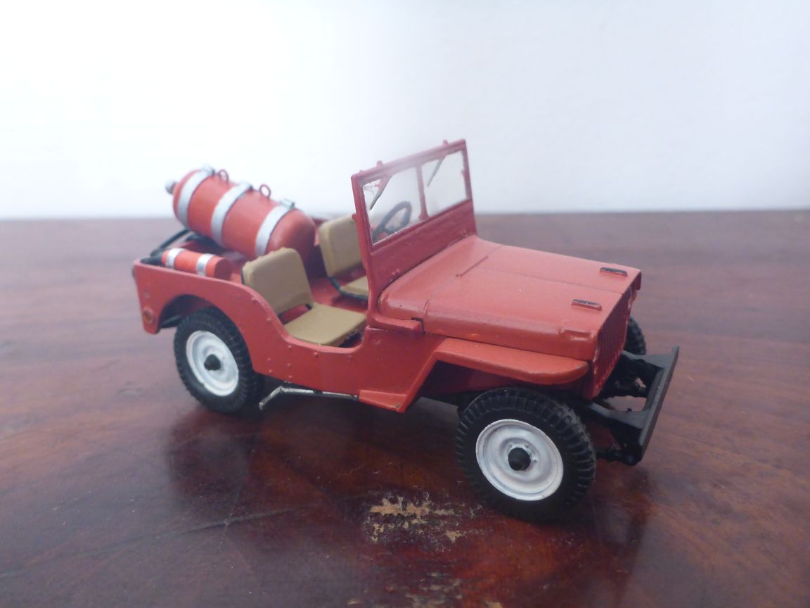 Jeep Willys VIR Sides -Perso.JPG