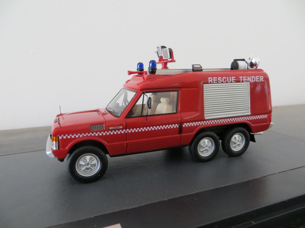Range Rover Carmichael 6x6 ARFF - Matrix 11701-021.JPG
