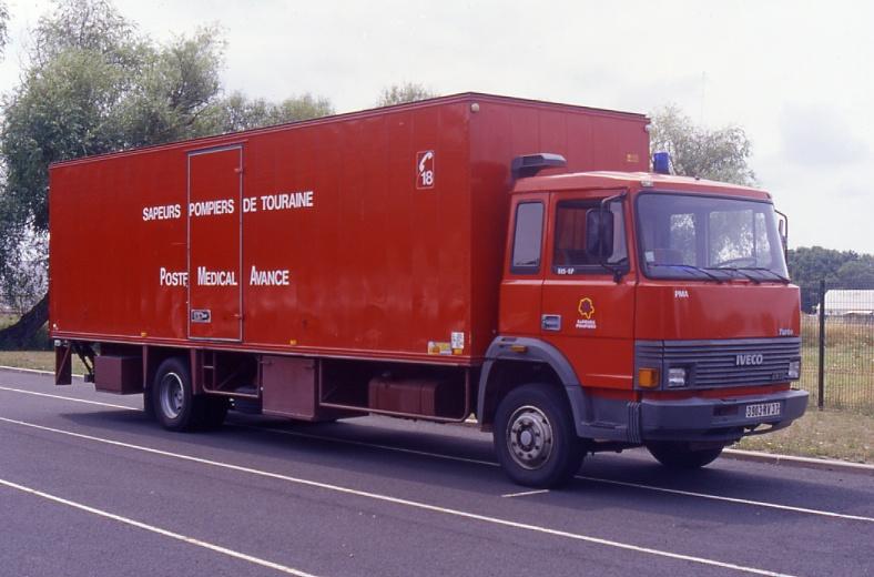 37 Joué les Tours Iveco 115-17 PMA 1.JPG