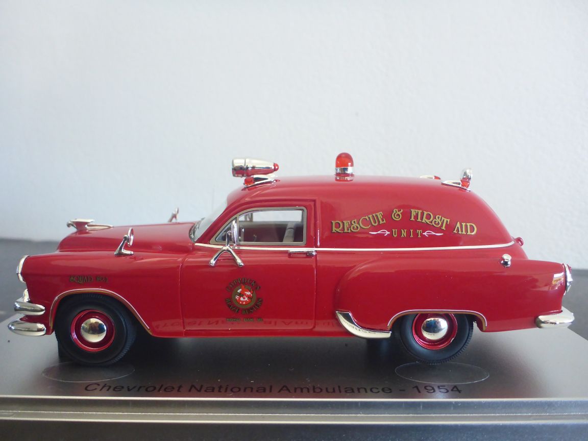Kess 43027021 Chevrolet National Ambulance 1954.JPG