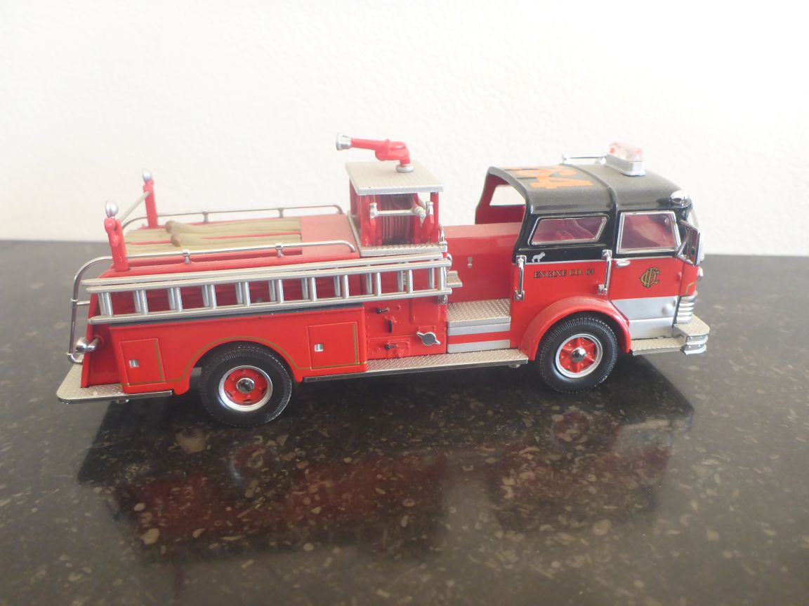 12372 Mack C Pumper E64.JPG