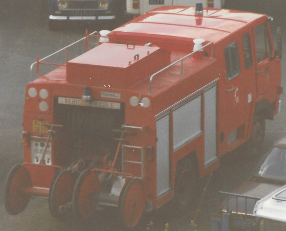 8. 770KB6 Rocher 3 coffres arrière 1976.jpg