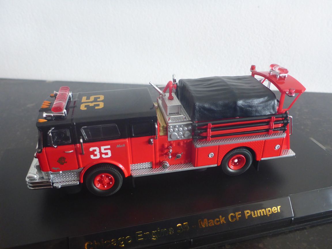 12574 Mack CF Pumper E35 g.JPG