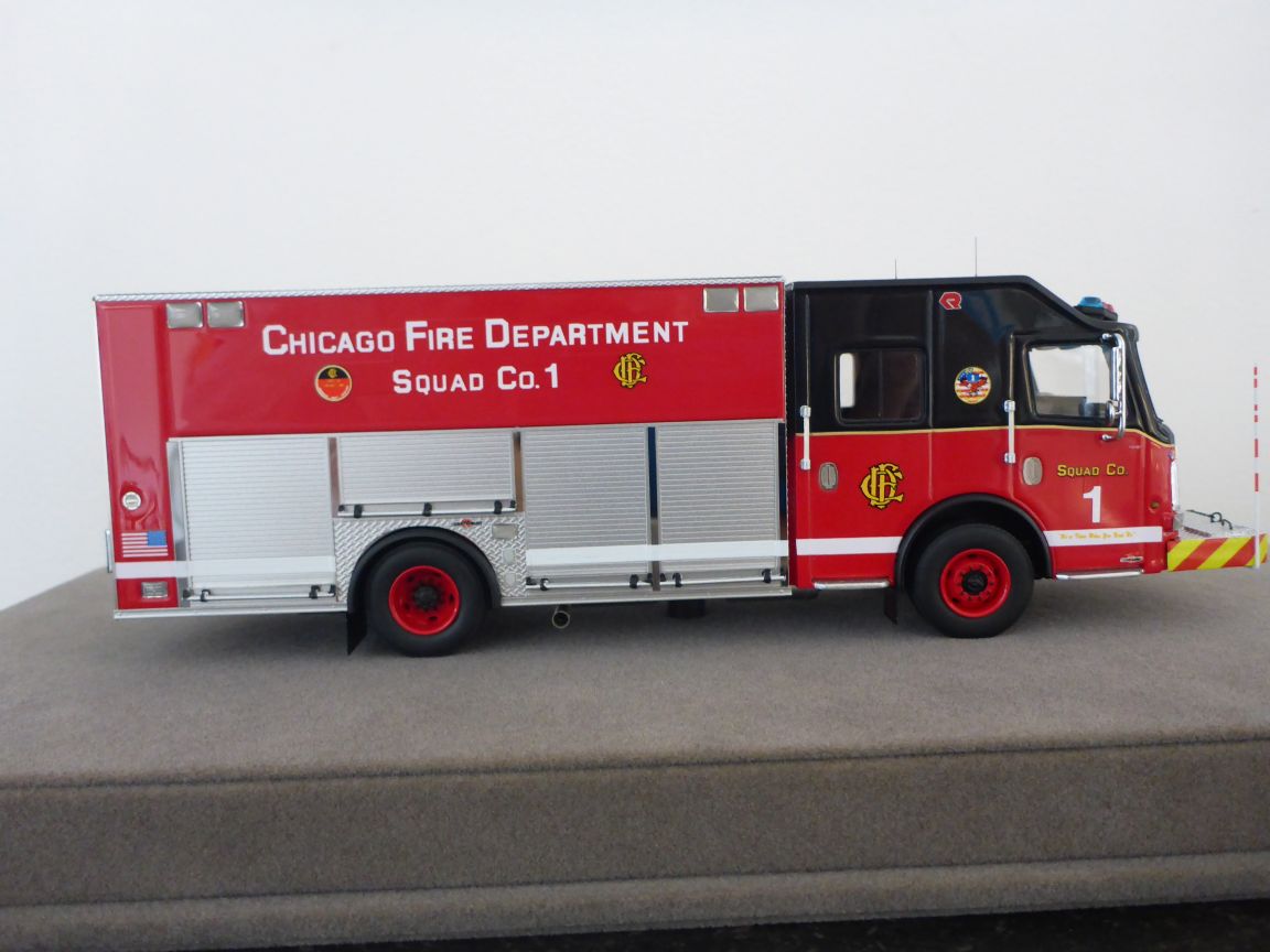 FR031-1 Rosenbauer Squad 1.JPG