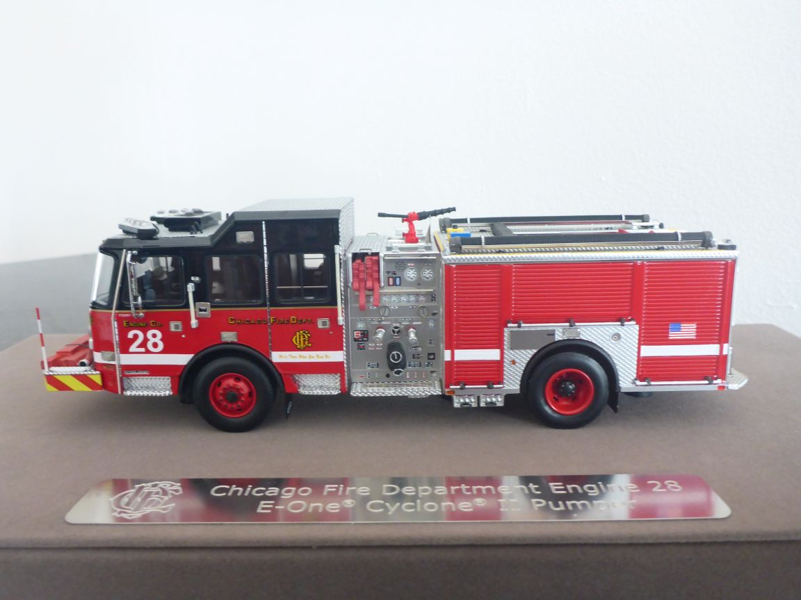 FR039-28 E One Cyclone II Pumper Engine 28.JPG